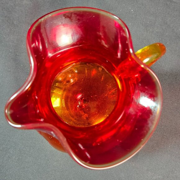 Small Amberina Art Glass Pitcher Red Orange Hand Blown Ribbed 5" Vintage Decor - Picture 7 of 10